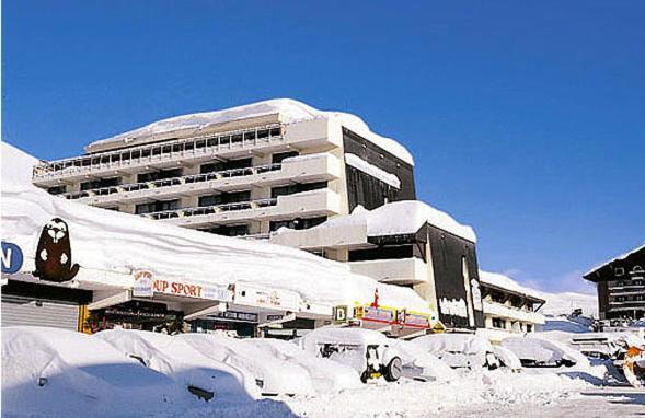 Hotel Le Dome Alpe d'Huez Exterior foto