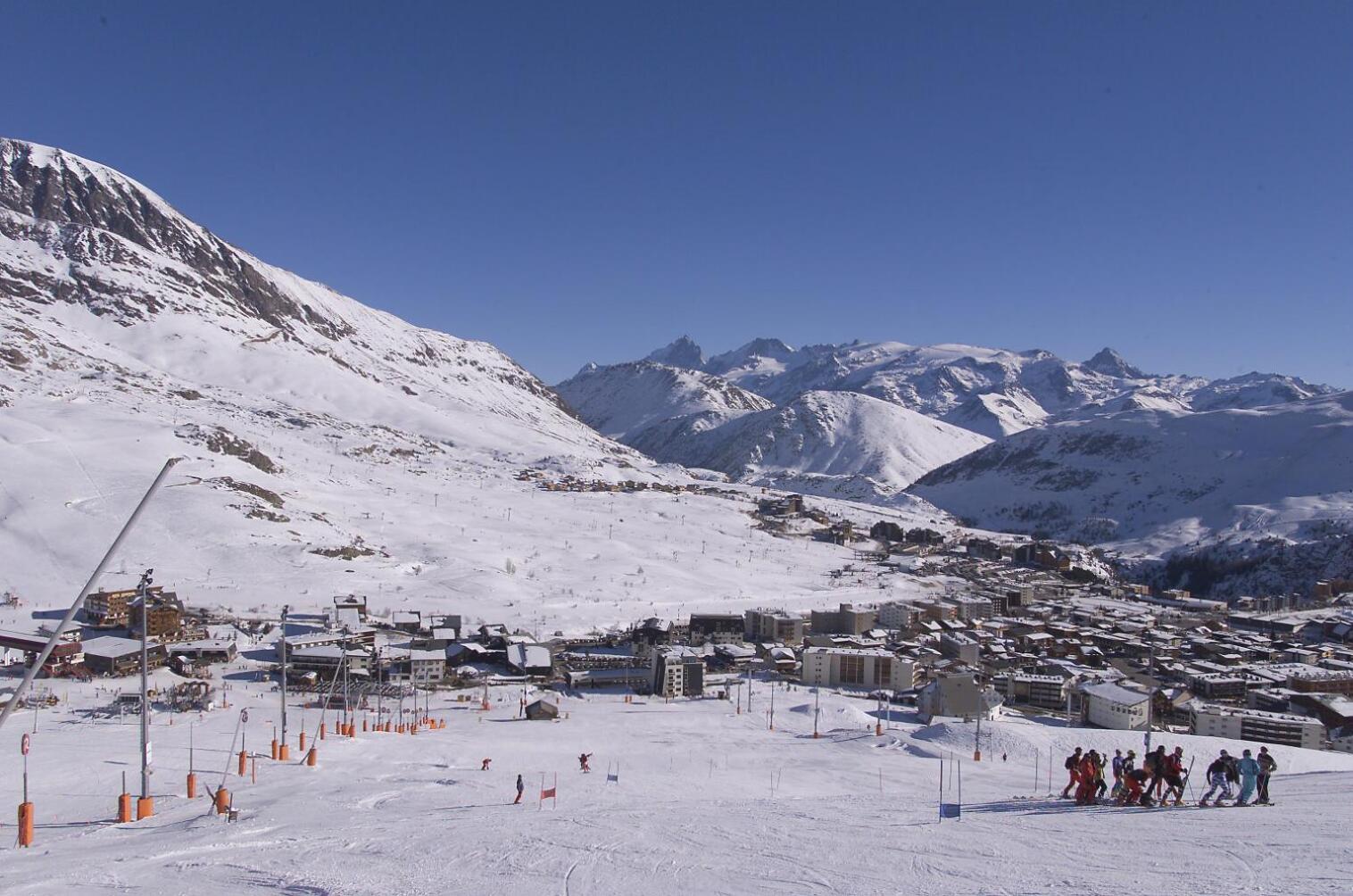 Hotel Le Dome Alpe d'Huez Exterior foto